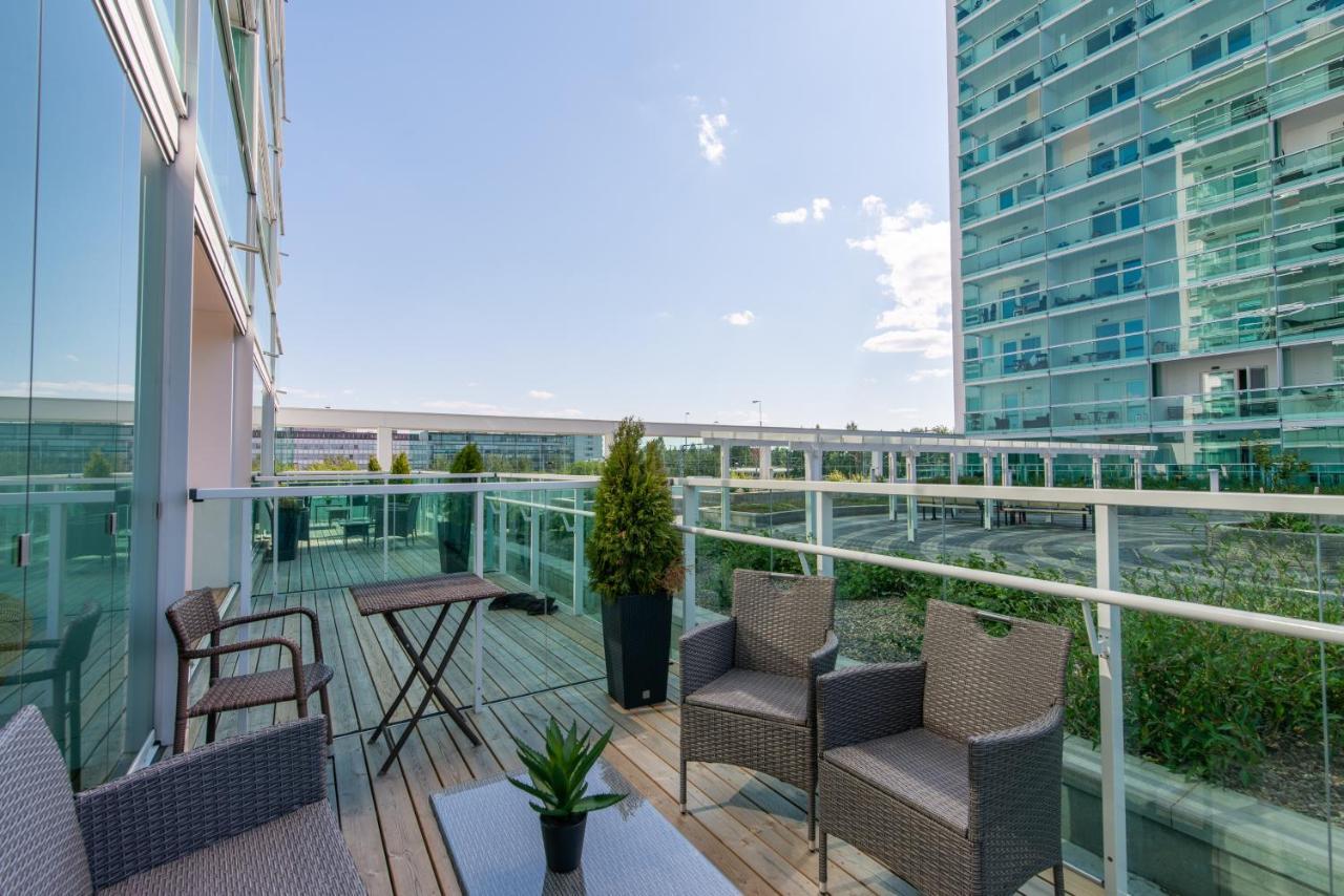 Starhomes Double Lux 10 Oulu Esterno foto